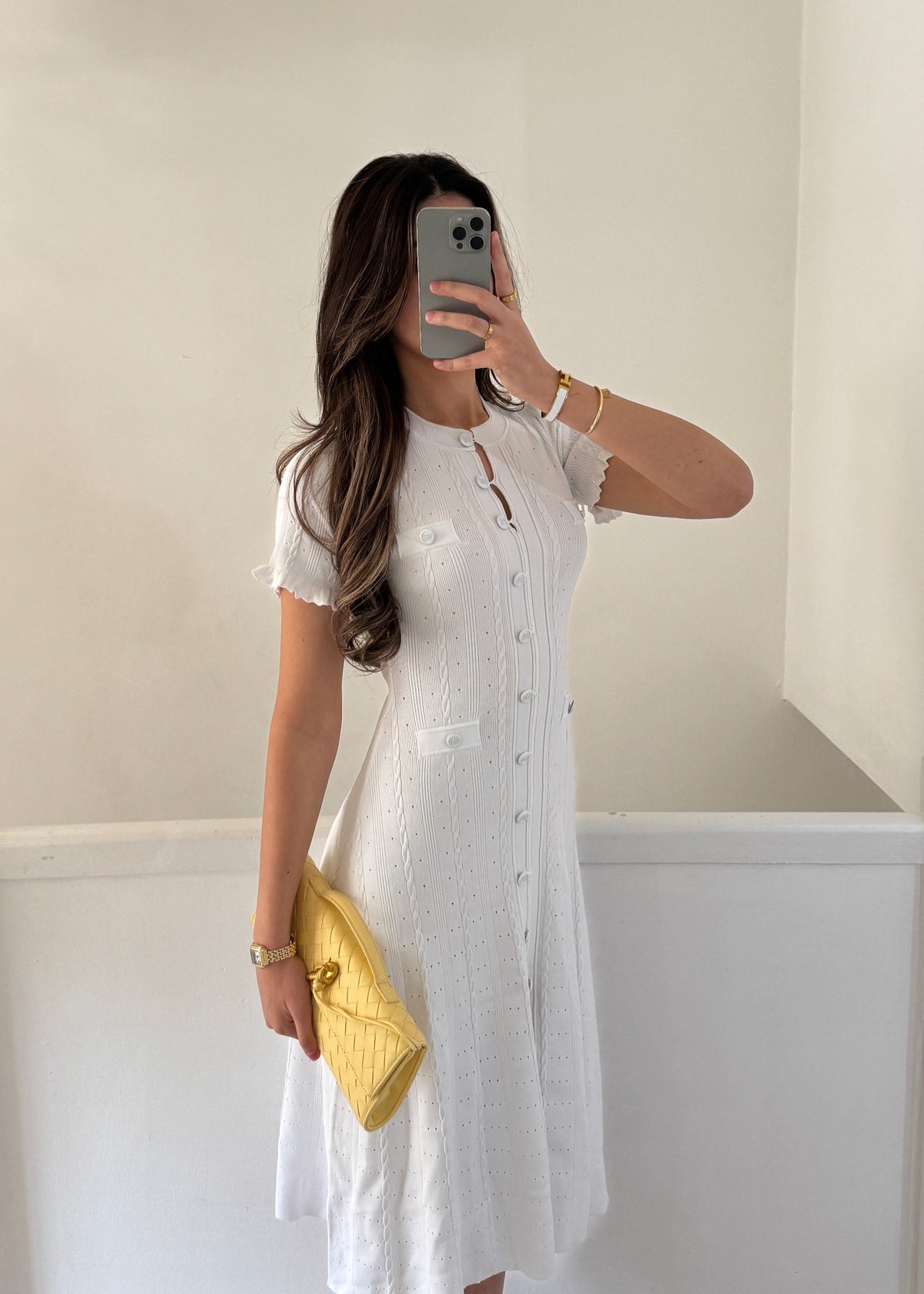 Valentina Damen Strick-Midikleid mit Knopfleiste Weiß