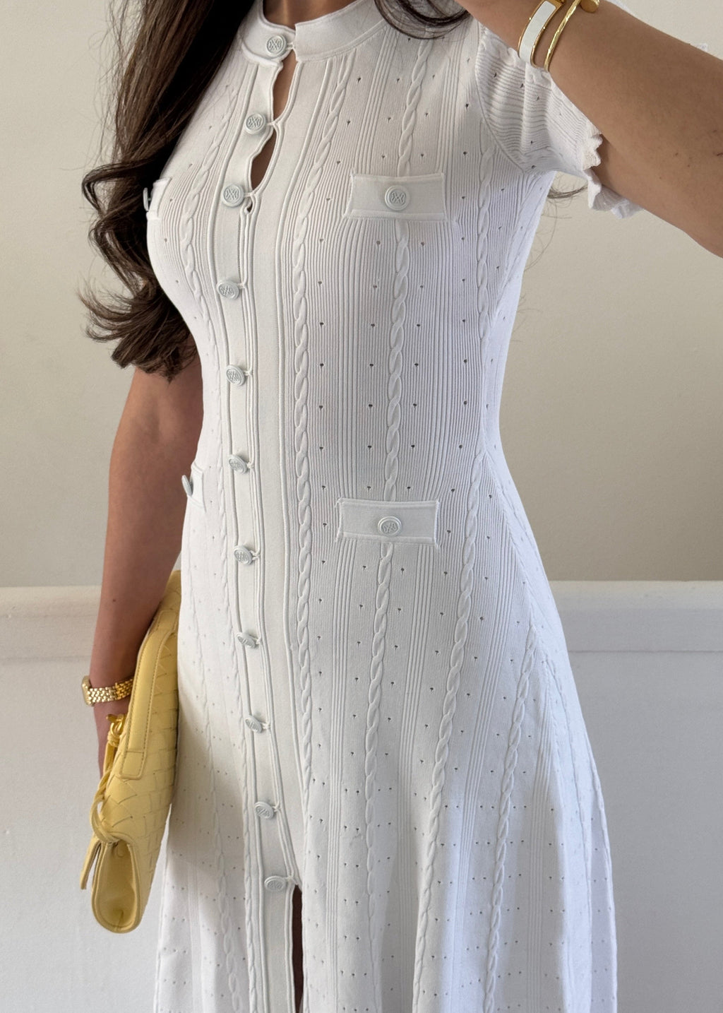 Valentina Damen Strick-Midikleid mit Knopfleiste Weiß